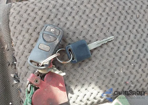 2005 Nissan Frontier Se from USA, damaged, VIN 1N6AD06WX5C457051